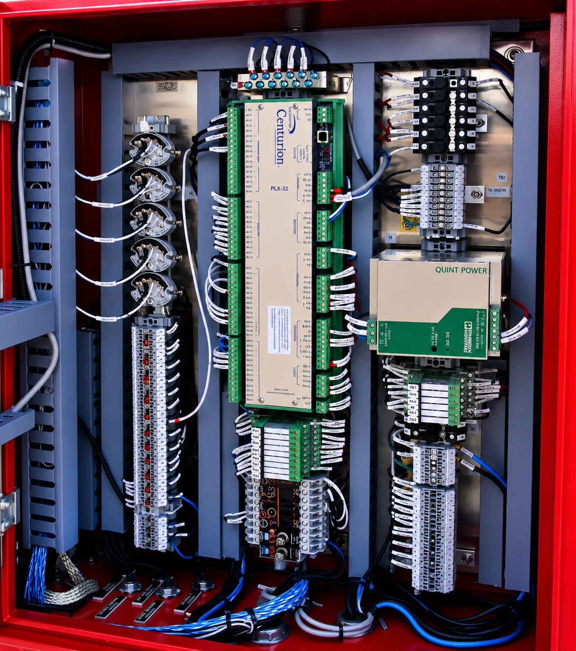 Tableros eléctricos y sistemas de control